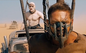 MAD-MAX-FURY-ROAD-photo-in-desert